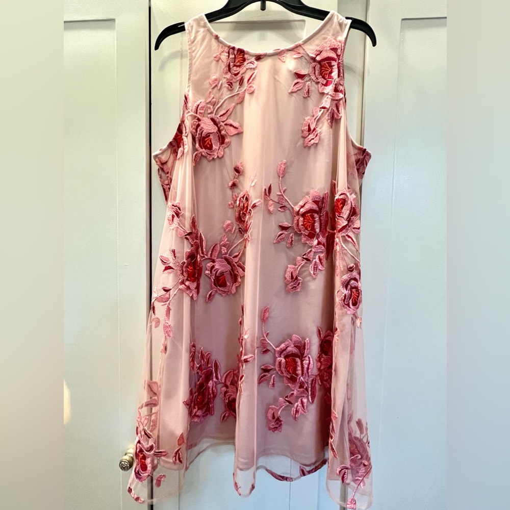 Pink embroidered floral mesh swing dress semi formal size Large